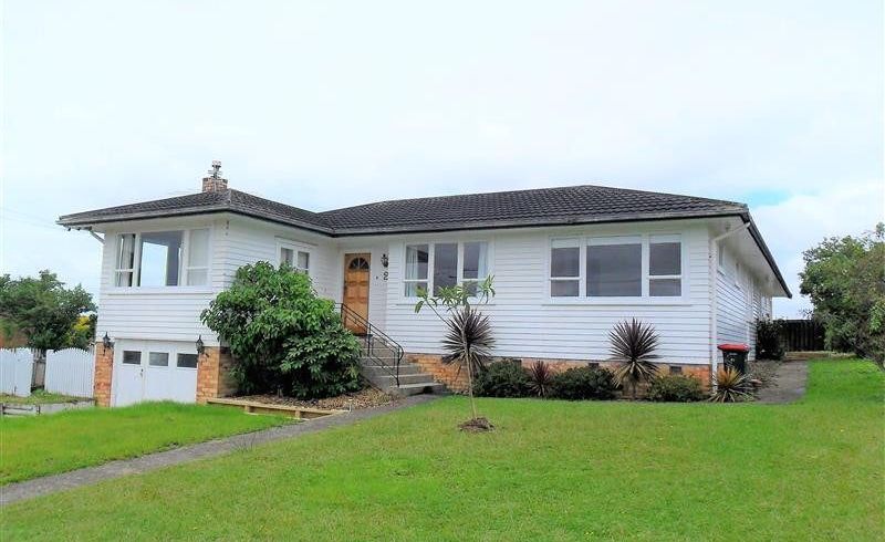  at 2 Boler Place, New Lynn, Waitakere City, Auckland