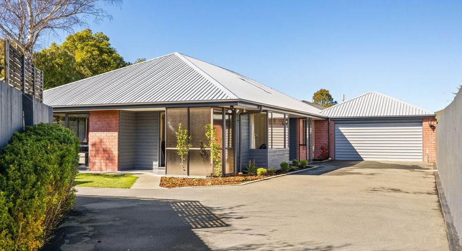  at 2/252 Grahams Road, Bishopdale, Christchurch City, Canterbury
