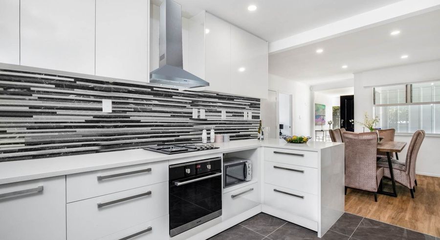  at 2/5 Elizabeth Avenue, Papatoetoe, Manukau City, Auckland