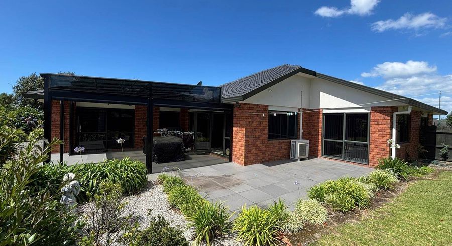 at 25 Moss Crescent, Takanini, Papakura, Auckland