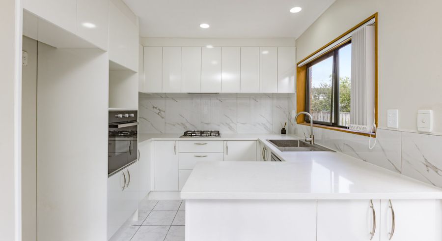  at 4B SKILGATE AVENUE, New Lynn, Waitakere City, Auckland