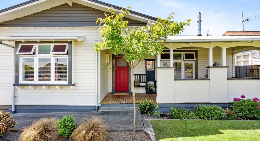  at 910 Dufferin Street, Akina, Hastings