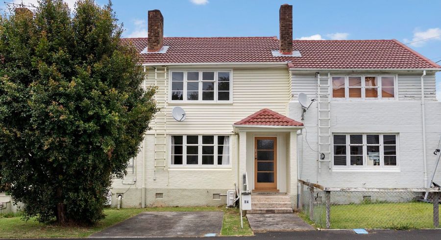  at 2/2A Domain Street, Devonport, North Shore City, Auckland
