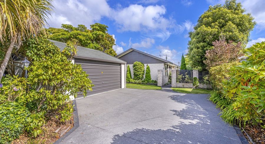  at 17 Todd Avenue, Bishopdale, Christchurch