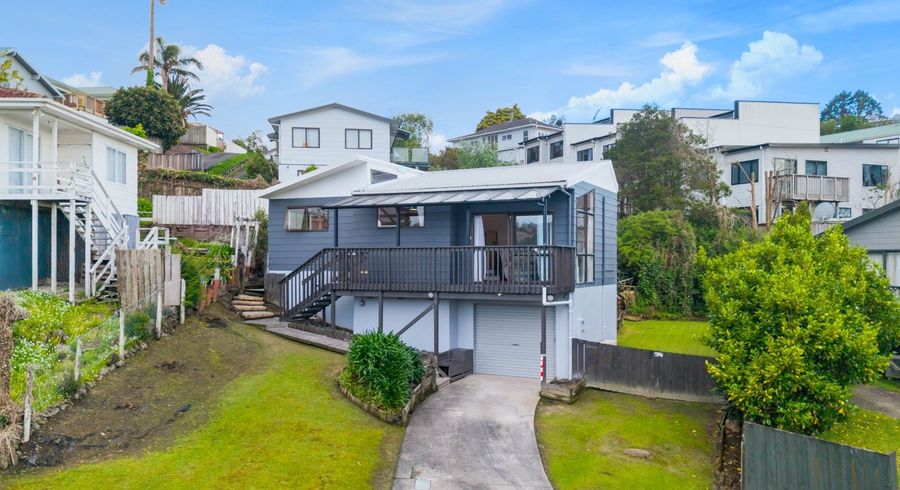  at 13 Frosses Place, Massey, Waitakere City, Auckland