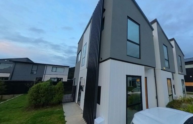 at 1 La Mer Lane, Wallaceville, Upper Hutt, Wellington
