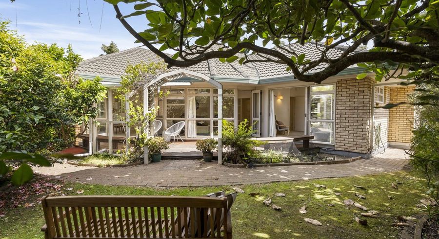  at 2/60 Tarawera Terrace, St Heliers, Auckland