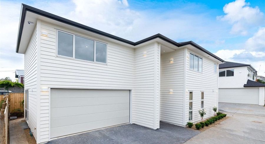  at 2/14 Coniston Avenue, Te Atatu South, Waitakere City, Auckland