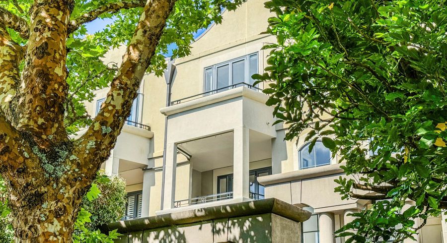  at 2/9 Balfour Road, Parnell, Auckland