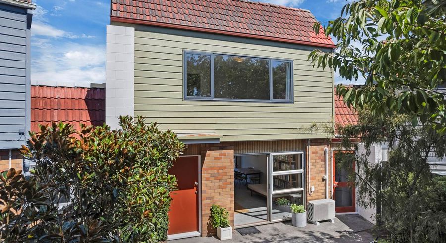  at 2/151 Blockhouse Bay Road, Avondale, Auckland City, Auckland