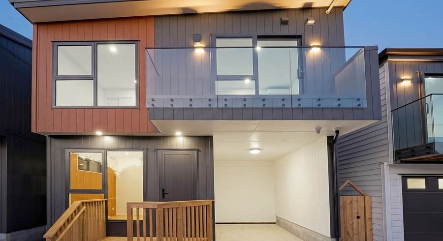  at 114B Carnoustie Drive, Wattle Downs, Manukau City, Auckland