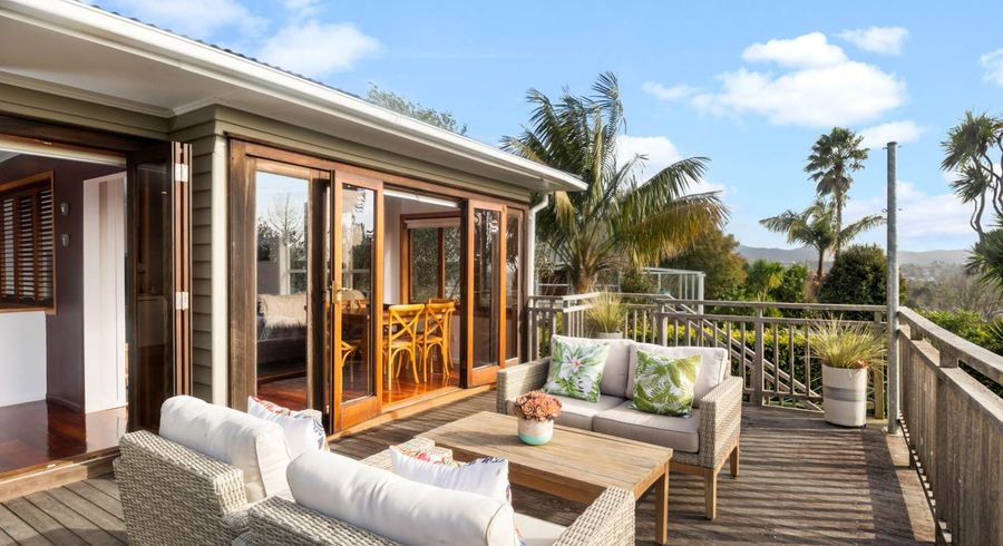  at 7 Highland Avenue, Titirangi, Waitakere City, Auckland