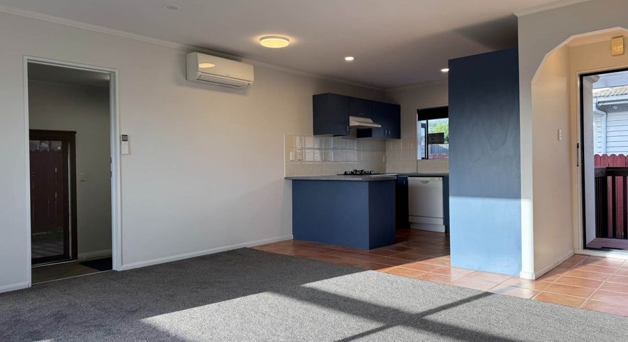  at 8 Cambridge Terrace, Papatoetoe, Manukau City, Auckland