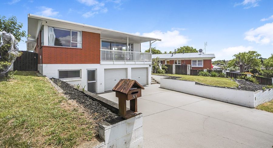  at 51 Russleigh Drive, Dinsdale, Hamilton