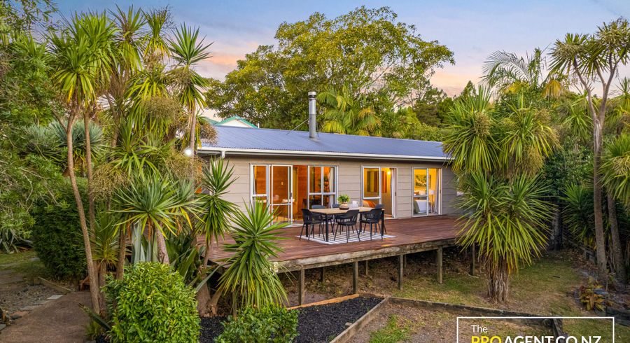  at 113 Wirihana Road, Titirangi, Auckland