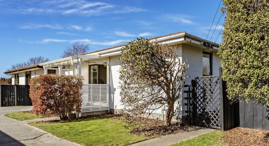  at 1/202 Grimseys Road, Redwood, Christchurch City, Canterbury