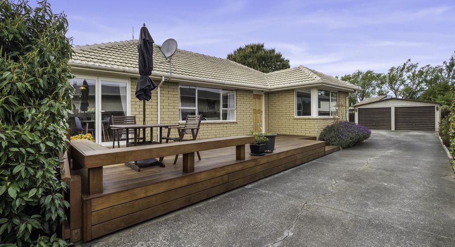  at 82 Farquhars Road, Redwood, Christchurch City, Canterbury