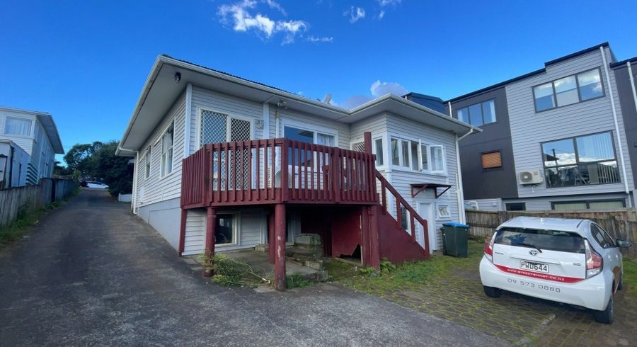  at 9B Hayr Rd, Three Kings, Auckland City, Auckland