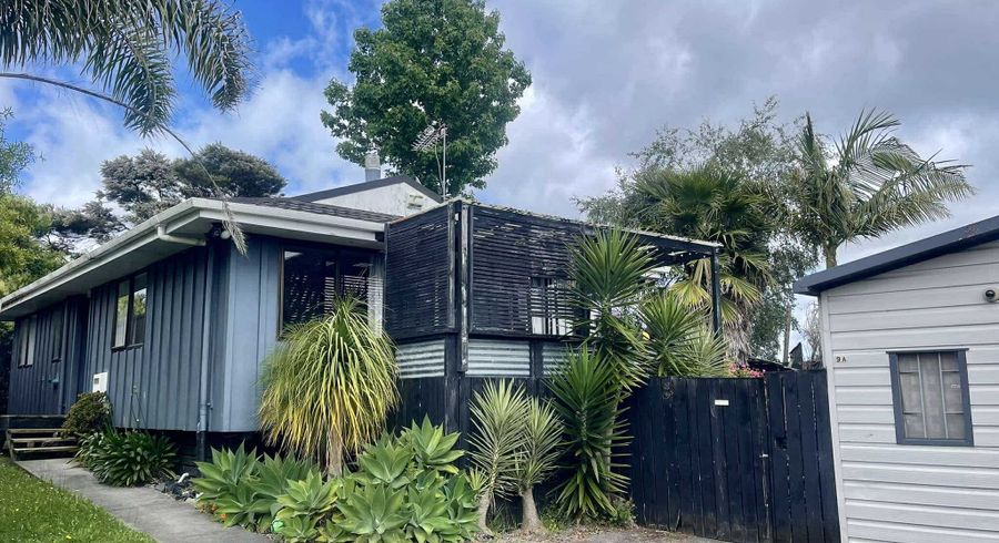  at 9A Taioma Crescent, Te Atatu Peninsula, Waitakere City, Auckland
