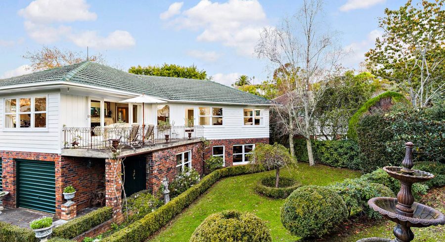  at 151 Shore Road, Remuera, Auckland