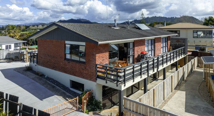  at 10 Adela Stewart Drive West, Athenree, Waihi Beach
