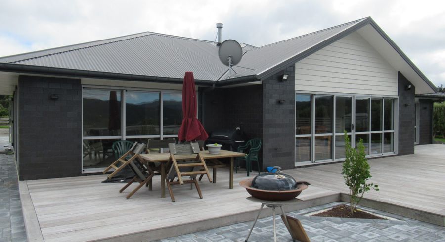  at 136 Fairview Drive, Birchville, Upper Hutt, Wellington