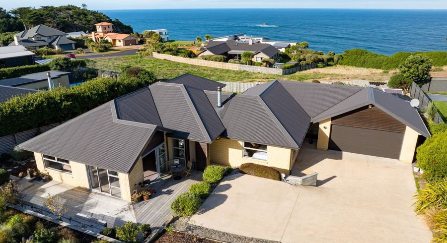  at 37 Highgrove, Saint Clair, Dunedin, Otago