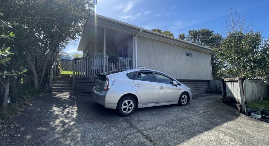  at 10a Jonathan Place, Sunnynook, North Shore City, Auckland