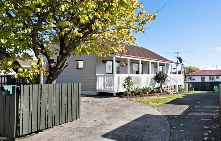  at 37 Aberfeldy Avenue, Highland Park, Auckland