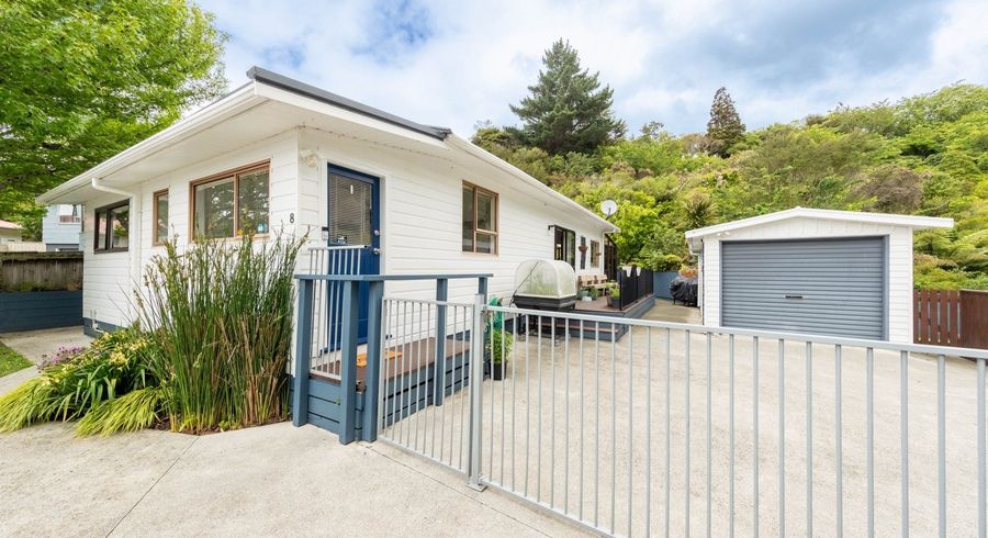  at 8 Harold Grove, Stokes Valley, Lower Hutt