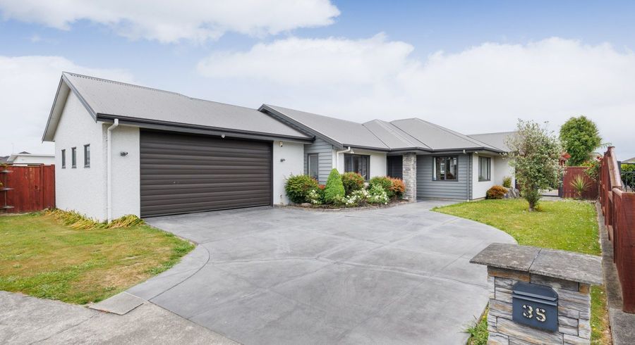  at 35 Pegasus Place, Kelvin Grove, Palmerston North, Manawatu / Whanganui