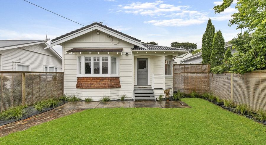  at 24 Peach Parade, Remuera, Auckland City, Auckland