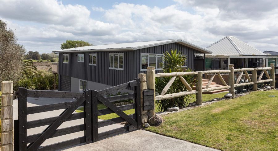  at 286 Pukehina Parade, Pukehina, Western Bay Of Plenty, Bay Of Plenty