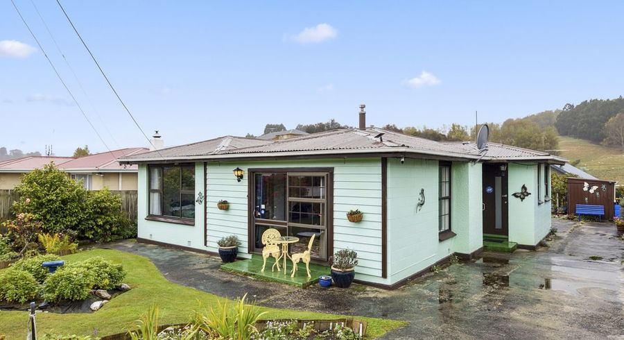  at 18 Elwyn Crescent, Green Island, Dunedin