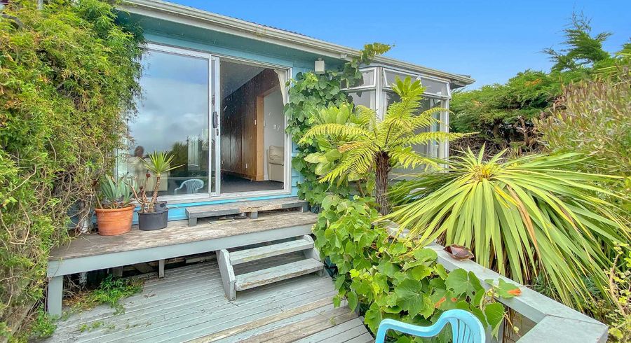  at 1 Menlo Terrace, Mount Pleasant, Christchurch