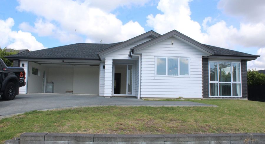  at 21 Eastview Crescent, Stanmore Bay, Whangaparaoa