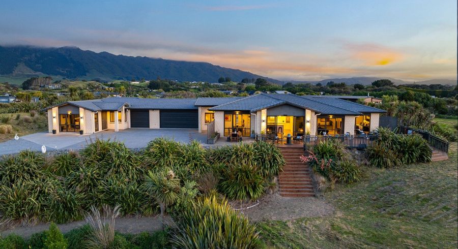  at 37 Pingao Lane, Peka Peka, Kapiti Coast, Wellington