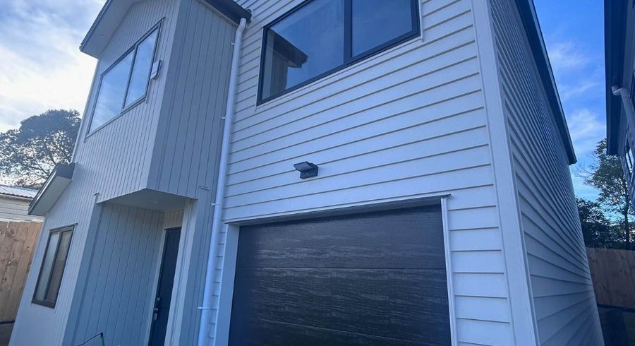  at 1/5 Topliss Drive, Torbay, North Shore City, Auckland