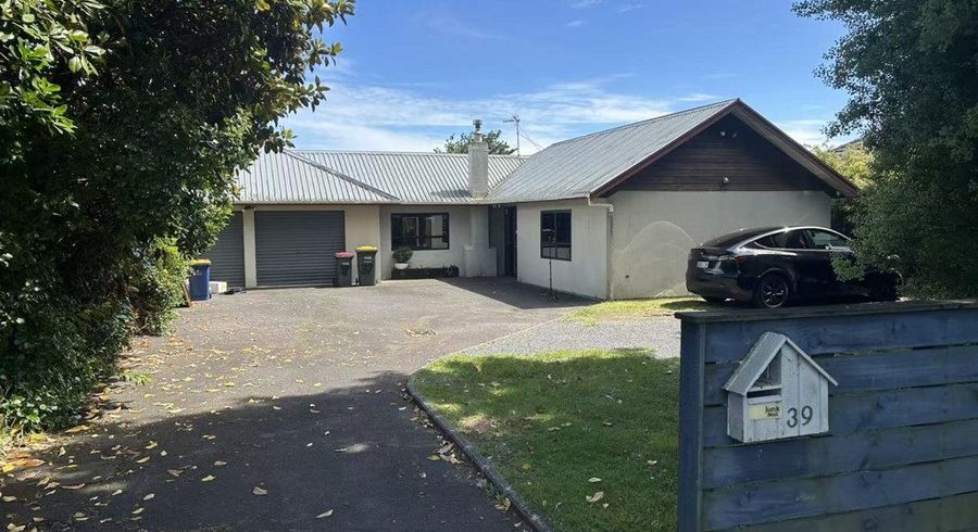  at 39 Beach Road, Papakura, Papakura, Auckland