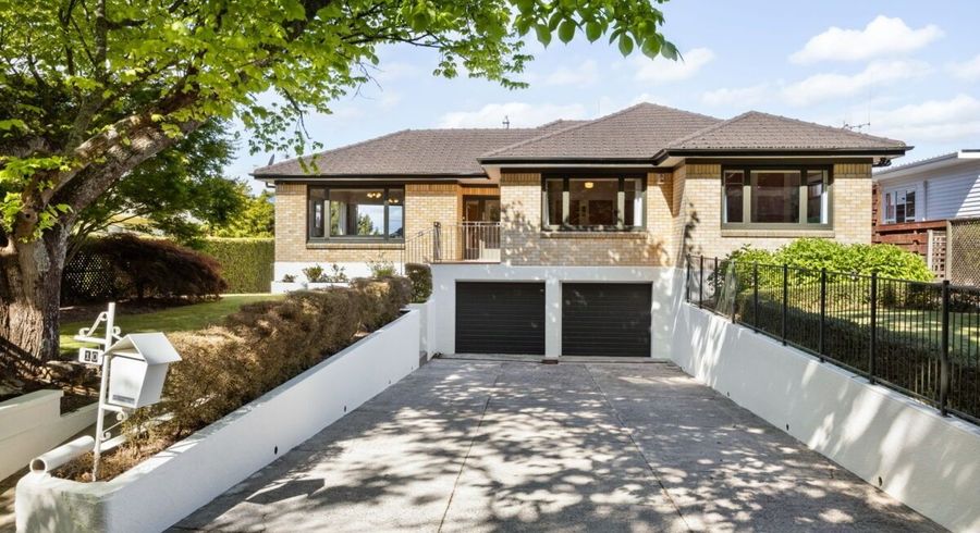  at 10 Awatere, Beerescourt, Hamilton, Waikato