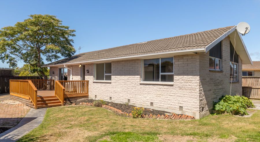  at 18 Tamarisk Place, Parklands, Christchurch