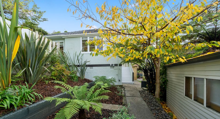  at 13 Wavell Street, Karori, Wellington