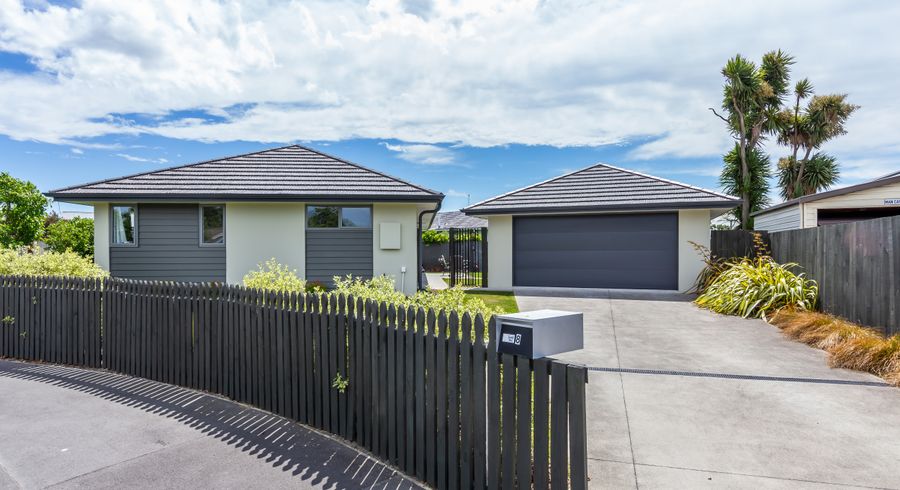  at 8 Carteret Place, Aranui, Christchurch