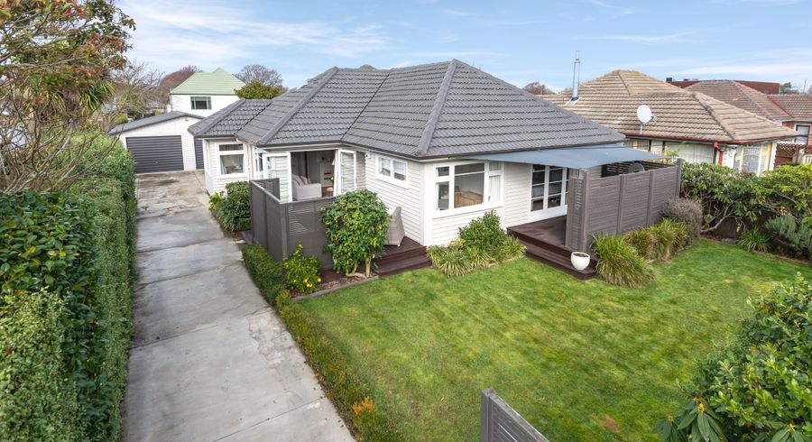  at 220 Knowles Street, St Albans, Christchurch