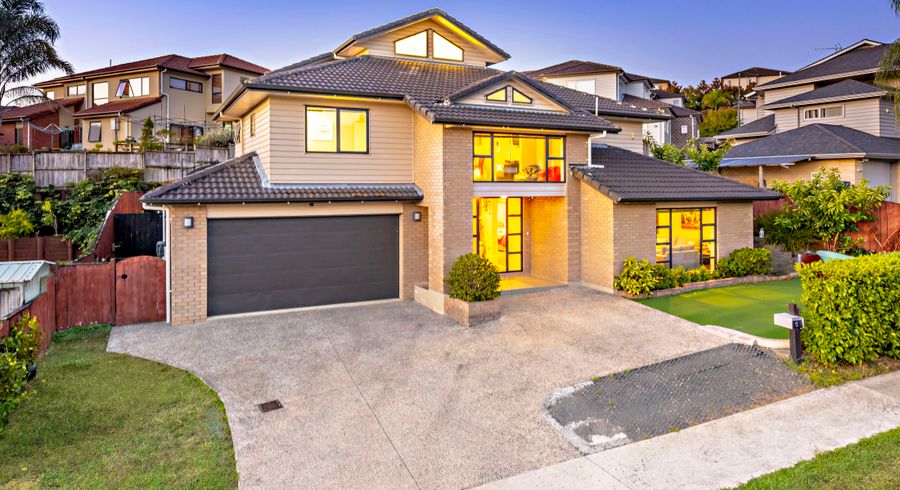  at 12 Lucca Crescent, Flat Bush, Auckland