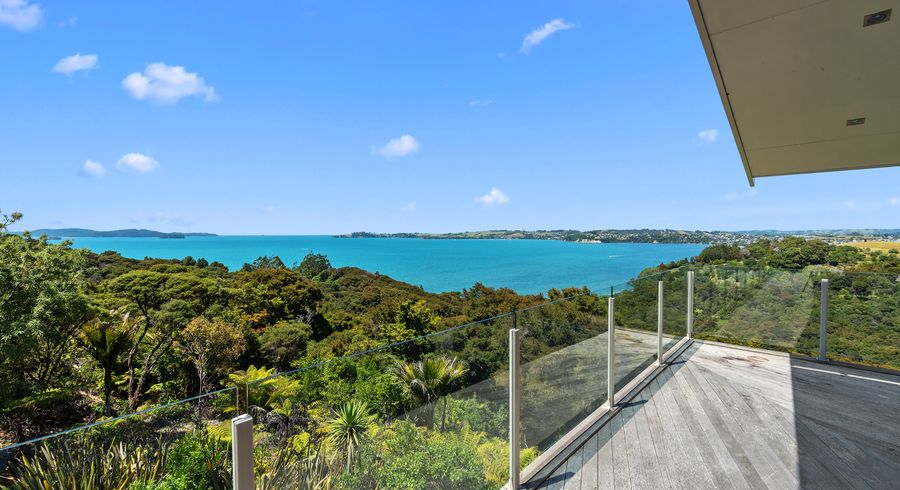  at 10 Puriri Place, Sandspit, Warkworth