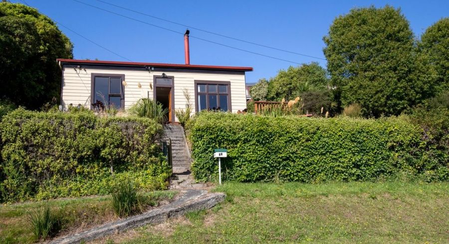  at 33 Kiwi Street, Saint Leonards, Dunedin