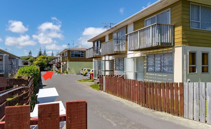  at 6/14 Ngatitoa Street, Takapuwahia, Porirua