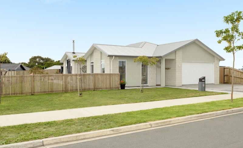  at 4 Goodwin Crescent, Pyes Pa, Tauranga