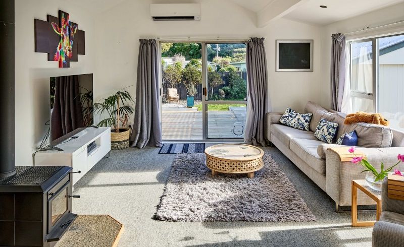  at 37 Cluny Road, Plimmerton, Porirua